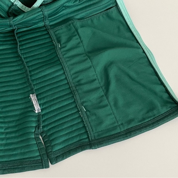 ⭐️Host Pick⭐️ L.L. Bean Women's Airlight Knit Vest - Picture 7 of 10